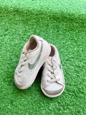 Nike Air Max for Toddlers | US size 5c